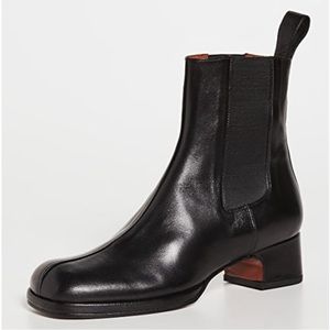 Manu Atelier Square Toe Chelsea Boots in Black SZ 8 EUC